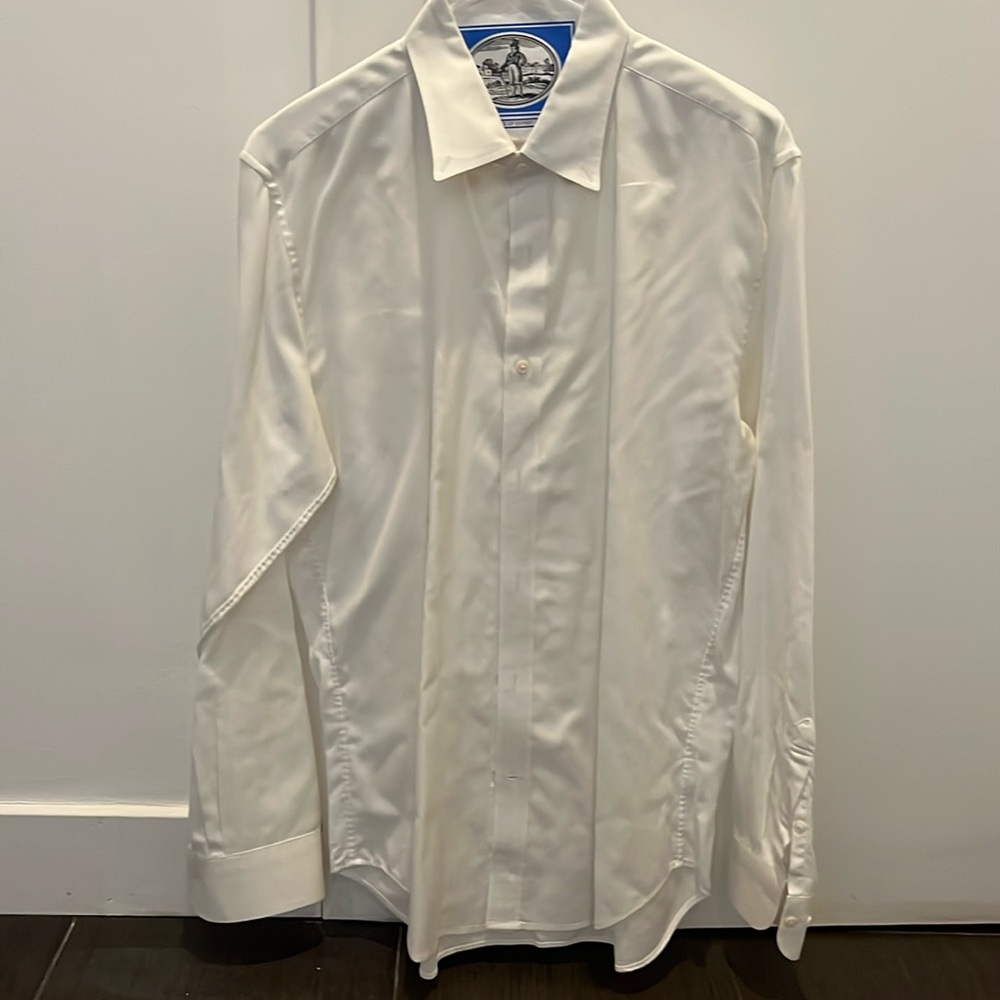 Dress shirt; slim fit